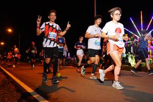 BIB: 41556, 4155
                            <button type="button" onclick="openModal(14302338)" class="btn btn-primary btn-sm float-right btn-popup" data-toggle="modal" data-target=".modal-high-quality">
                        <i class="fas fa-shopping-cart"></i> Add to Cart
                    </button>
                                            <button type="button" onclick="isThisMe(14302338, true)" class="btn btn-success btn-sm float-right btn-popup btn-isme hidden" data-toggle="tooltip" data-placement="bottom" title="นี่คือรูปของคุณใช่ไหม คลิกที่นี่เพื่อเอาเข้าอัลบั้ม">
                        <i class="fas fa-plus"></i> Add to album
                    </button>
                    <button type="button" onclick="isThisMe(14302338, false)" class="btn btn-warning btn-sm float-right btn-popup btn-isnotme hidden">
                        <i class="fas fa-ban"></i> Remove from album
                    </button>