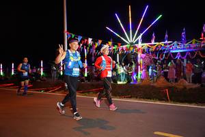 BIB: 460
                            <button type="button" onclick="openModal(14331416)" class="btn btn-primary btn-sm float-right btn-popup" data-toggle="modal" data-target=".modal-high-quality">
                        <i class="fas fa-shopping-cart"></i> Add to Cart
                    </button>
                                            <button type="button" onclick="isThisMe(14331416, true)" class="btn btn-success btn-sm float-right btn-popup btn-isme hidden" data-toggle="tooltip" data-placement="bottom" title="นี่คือรูปของคุณใช่ไหม คลิกที่นี่เพื่อเอาเข้าอัลบั้ม">
                        <i class="fas fa-plus"></i> Add to album
                    </button>
                    <button type="button" onclick="isThisMe(14331416, false)" class="btn btn-warning btn-sm float-right btn-popup btn-isnotme hidden">
                        <i class="fas fa-ban"></i> Remove from album
                    </button>