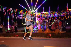 BIB: 475
                            <button type="button" onclick="openModal(14325683)" class="btn btn-primary btn-sm float-right btn-popup" data-toggle="modal" data-target=".modal-high-quality">
                        <i class="fas fa-shopping-cart"></i> Add to Cart
                    </button>
                                            <button type="button" onclick="isThisMe(14325683, true)" class="btn btn-success btn-sm float-right btn-popup btn-isme hidden" data-toggle="tooltip" data-placement="bottom" title="นี่คือรูปของคุณใช่ไหม คลิกที่นี่เพื่อเอาเข้าอัลบั้ม">
                        <i class="fas fa-plus"></i> Add to album
                    </button>
                    <button type="button" onclick="isThisMe(14325683, false)" class="btn btn-warning btn-sm float-right btn-popup btn-isnotme hidden">
                        <i class="fas fa-ban"></i> Remove from album
                    </button>