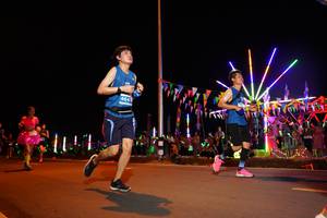 BIB: 464
                            <button type="button" onclick="openModal(14299937)" class="btn btn-primary btn-sm float-right btn-popup" data-toggle="modal" data-target=".modal-high-quality">
                        <i class="fas fa-shopping-cart"></i> Add to Cart
                    </button>
                                            <button type="button" onclick="isThisMe(14299937, true)" class="btn btn-success btn-sm float-right btn-popup btn-isme hidden" data-toggle="tooltip" data-placement="bottom" title="นี่คือรูปของคุณใช่ไหม คลิกที่นี่เพื่อเอาเข้าอัลบั้ม">
                        <i class="fas fa-plus"></i> Add to album
                    </button>
                    <button type="button" onclick="isThisMe(14299937, false)" class="btn btn-warning btn-sm float-right btn-popup btn-isnotme hidden">
                        <i class="fas fa-ban"></i> Remove from album
                    </button>