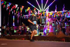 BIB: 1741
                            <button type="button" onclick="openModal(14331057)" class="btn btn-primary btn-sm float-right btn-popup" data-toggle="modal" data-target=".modal-high-quality">
                        <i class="fas fa-shopping-cart"></i> Add to Cart
                    </button>
                                            <button type="button" onclick="isThisMe(14331057, true)" class="btn btn-success btn-sm float-right btn-popup btn-isme hidden" data-toggle="tooltip" data-placement="bottom" title="นี่คือรูปของคุณใช่ไหม คลิกที่นี่เพื่อเอาเข้าอัลบั้ม">
                        <i class="fas fa-plus"></i> Add to album
                    </button>
                    <button type="button" onclick="isThisMe(14331057, false)" class="btn btn-warning btn-sm float-right btn-popup btn-isnotme hidden">
                        <i class="fas fa-ban"></i> Remove from album
                    </button>