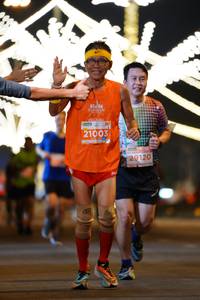 BIB: 21003, 29120
                            <button type="button" onclick="openModal(14921965)" class="btn btn-primary btn-sm float-right btn-popup" data-toggle="modal" data-target=".modal-high-quality">
                        <i class="fas fa-shopping-cart"></i> Add to Cart
                    </button>
                                            <button type="button" onclick="isThisMe(14921965, true)" class="btn btn-success btn-sm float-right btn-popup btn-isme hidden" data-toggle="tooltip" data-placement="bottom" title="นี่คือรูปของคุณใช่ไหม คลิกที่นี่เพื่อเอาเข้าอัลบั้ม">
                        <i class="fas fa-plus"></i> Add to album
                    </button>
                    <button type="button" onclick="isThisMe(14921965, false)" class="btn btn-warning btn-sm float-right btn-popup btn-isnotme hidden">
                        <i class="fas fa-ban"></i> Remove from album
                    </button>