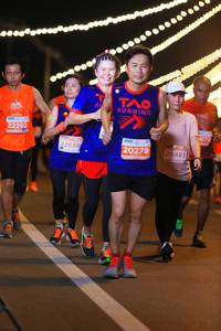 BIB: 22292, 072, 22658, 20279, 29483
                            <button type="button" onclick="openModal(14941785)" class="btn btn-primary btn-sm float-right btn-popup" data-toggle="modal" data-target=".modal-high-quality">
                        <i class="fas fa-shopping-cart"></i> Add to Cart
                    </button>
                                            <button type="button" onclick="isThisMe(14941785, true)" class="btn btn-success btn-sm float-right btn-popup btn-isme hidden" data-toggle="tooltip" data-placement="bottom" title="นี่คือรูปของคุณใช่ไหม คลิกที่นี่เพื่อเอาเข้าอัลบั้ม">
                        <i class="fas fa-plus"></i> Add to album
                    </button>
                    <button type="button" onclick="isThisMe(14941785, false)" class="btn btn-warning btn-sm float-right btn-popup btn-isnotme hidden">
                        <i class="fas fa-ban"></i> Remove from album
                    </button>