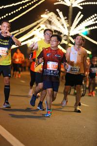 BIB: 531, 40418
                            <button type="button" onclick="openModal(14972478)" class="btn btn-primary btn-sm float-right btn-popup" data-toggle="modal" data-target=".modal-high-quality">
                        <i class="fas fa-shopping-cart"></i> Add to Cart
                    </button>
                                            <button type="button" onclick="isThisMe(14972478, true)" class="btn btn-success btn-sm float-right btn-popup btn-isme hidden" data-toggle="tooltip" data-placement="bottom" title="นี่คือรูปของคุณใช่ไหม คลิกที่นี่เพื่อเอาเข้าอัลบั้ม">
                        <i class="fas fa-plus"></i> Add to album
                    </button>
                    <button type="button" onclick="isThisMe(14972478, false)" class="btn btn-warning btn-sm float-right btn-popup btn-isnotme hidden">
                        <i class="fas fa-ban"></i> Remove from album
                    </button>