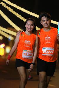 BIB: 202, 655, 28306
                            <button type="button" onclick="openModal(15098150)" class="btn btn-primary btn-sm float-right btn-popup" data-toggle="modal" data-target=".modal-high-quality">
                        <i class="fas fa-shopping-cart"></i> Add to Cart
                    </button>
                                            <button type="button" onclick="isThisMe(15098150, true)" class="btn btn-success btn-sm float-right btn-popup btn-isme hidden" data-toggle="tooltip" data-placement="bottom" title="นี่คือรูปของคุณใช่ไหม คลิกที่นี่เพื่อเอาเข้าอัลบั้ม">
                        <i class="fas fa-plus"></i> Add to album
                    </button>
                    <button type="button" onclick="isThisMe(15098150, false)" class="btn btn-warning btn-sm float-right btn-popup btn-isnotme hidden">
                        <i class="fas fa-ban"></i> Remove from album
                    </button>