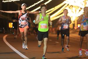 BIB: 4040, 26271, 95294
                            <button type="button" onclick="openModal(14842566)" class="btn btn-primary btn-sm float-right btn-popup" data-toggle="modal" data-target=".modal-high-quality">
                        <i class="fas fa-shopping-cart"></i> Add to Cart
                    </button>
                                            <button type="button" onclick="isThisMe(14842566, true)" class="btn btn-success btn-sm float-right btn-popup btn-isme hidden" data-toggle="tooltip" data-placement="bottom" title="นี่คือรูปของคุณใช่ไหม คลิกที่นี่เพื่อเอาเข้าอัลบั้ม">
                        <i class="fas fa-plus"></i> Add to album
                    </button>
                    <button type="button" onclick="isThisMe(14842566, false)" class="btn btn-warning btn-sm float-right btn-popup btn-isnotme hidden">
                        <i class="fas fa-ban"></i> Remove from album
                    </button>