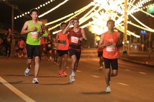 BIB: 2245, 975
                            <button type="button" onclick="openModal(14854082)" class="btn btn-primary btn-sm float-right btn-popup" data-toggle="modal" data-target=".modal-high-quality">
                        <i class="fas fa-shopping-cart"></i> Add to Cart
                    </button>
                                            <button type="button" onclick="isThisMe(14854082, true)" class="btn btn-success btn-sm float-right btn-popup btn-isme hidden" data-toggle="tooltip" data-placement="bottom" title="นี่คือรูปของคุณใช่ไหม คลิกที่นี่เพื่อเอาเข้าอัลบั้ม">
                        <i class="fas fa-plus"></i> Add to album
                    </button>
                    <button type="button" onclick="isThisMe(14854082, false)" class="btn btn-warning btn-sm float-right btn-popup btn-isnotme hidden">
                        <i class="fas fa-ban"></i> Remove from album
                    </button>