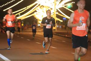 BIB: 21657, 1843, 063
                            <button type="button" onclick="openModal(14846191)" class="btn btn-primary btn-sm float-right btn-popup" data-toggle="modal" data-target=".modal-high-quality">
                        <i class="fas fa-shopping-cart"></i> Add to Cart
                    </button>
                                            <button type="button" onclick="isThisMe(14846191, true)" class="btn btn-success btn-sm float-right btn-popup btn-isme hidden" data-toggle="tooltip" data-placement="bottom" title="นี่คือรูปของคุณใช่ไหม คลิกที่นี่เพื่อเอาเข้าอัลบั้ม">
                        <i class="fas fa-plus"></i> Add to album
                    </button>
                    <button type="button" onclick="isThisMe(14846191, false)" class="btn btn-warning btn-sm float-right btn-popup btn-isnotme hidden">
                        <i class="fas fa-ban"></i> Remove from album
                    </button>