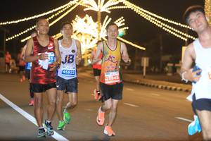 BIB: 45922, 25945
                            <button type="button" onclick="openModal(14857611)" class="btn btn-primary btn-sm float-right btn-popup" data-toggle="modal" data-target=".modal-high-quality">
                        <i class="fas fa-shopping-cart"></i> Add to Cart
                    </button>
                                            <button type="button" onclick="isThisMe(14857611, true)" class="btn btn-success btn-sm float-right btn-popup btn-isme hidden" data-toggle="tooltip" data-placement="bottom" title="นี่คือรูปของคุณใช่ไหม คลิกที่นี่เพื่อเอาเข้าอัลบั้ม">
                        <i class="fas fa-plus"></i> Add to album
                    </button>
                    <button type="button" onclick="isThisMe(14857611, false)" class="btn btn-warning btn-sm float-right btn-popup btn-isnotme hidden">
                        <i class="fas fa-ban"></i> Remove from album
                    </button>