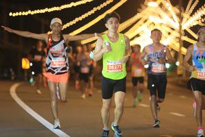 BIB: 040, 26271, 952
                            <button type="button" onclick="openModal(14842627)" class="btn btn-primary btn-sm float-right btn-popup" data-toggle="modal" data-target=".modal-high-quality">
                        <i class="fas fa-shopping-cart"></i> Add to Cart
                    </button>
                                            <button type="button" onclick="isThisMe(14842627, true)" class="btn btn-success btn-sm float-right btn-popup btn-isme hidden" data-toggle="tooltip" data-placement="bottom" title="นี่คือรูปของคุณใช่ไหม คลิกที่นี่เพื่อเอาเข้าอัลบั้ม">
                        <i class="fas fa-plus"></i> Add to album
                    </button>
                    <button type="button" onclick="isThisMe(14842627, false)" class="btn btn-warning btn-sm float-right btn-popup btn-isnotme hidden">
                        <i class="fas fa-ban"></i> Remove from album
                    </button>