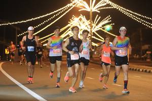 BIB: 0224, 3307, 36140, 21786, 28446, 016
                            <button type="button" onclick="openModal(14831171)" class="btn btn-primary btn-sm float-right btn-popup" data-toggle="modal" data-target=".modal-high-quality">
                        <i class="fas fa-shopping-cart"></i> Add to Cart
                    </button>
                                            <button type="button" onclick="isThisMe(14831171, true)" class="btn btn-success btn-sm float-right btn-popup btn-isme hidden" data-toggle="tooltip" data-placement="bottom" title="นี่คือรูปของคุณใช่ไหม คลิกที่นี่เพื่อเอาเข้าอัลบั้ม">
                        <i class="fas fa-plus"></i> Add to album
                    </button>
                    <button type="button" onclick="isThisMe(14831171, false)" class="btn btn-warning btn-sm float-right btn-popup btn-isnotme hidden">
                        <i class="fas fa-ban"></i> Remove from album
                    </button>