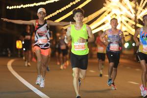 BIB: 1040, 26271, 2033
                            <button type="button" onclick="openModal(14842596)" class="btn btn-primary btn-sm float-right btn-popup" data-toggle="modal" data-target=".modal-high-quality">
                        <i class="fas fa-shopping-cart"></i> Add to Cart
                    </button>
                                            <button type="button" onclick="isThisMe(14842596, true)" class="btn btn-success btn-sm float-right btn-popup btn-isme hidden" data-toggle="tooltip" data-placement="bottom" title="นี่คือรูปของคุณใช่ไหม คลิกที่นี่เพื่อเอาเข้าอัลบั้ม">
                        <i class="fas fa-plus"></i> Add to album
                    </button>
                    <button type="button" onclick="isThisMe(14842596, false)" class="btn btn-warning btn-sm float-right btn-popup btn-isnotme hidden">
                        <i class="fas fa-ban"></i> Remove from album
                    </button>