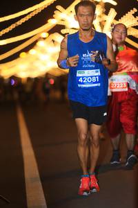 BIB: 202, 42081, 27223
                            <button type="button" onclick="openModal(14960345)" class="btn btn-primary btn-sm float-right btn-popup" data-toggle="modal" data-target=".modal-high-quality">
                        <i class="fas fa-shopping-cart"></i> Add to Cart
                    </button>
                                            <button type="button" onclick="isThisMe(14960345, true)" class="btn btn-success btn-sm float-right btn-popup btn-isme hidden" data-toggle="tooltip" data-placement="bottom" title="นี่คือรูปของคุณใช่ไหม คลิกที่นี่เพื่อเอาเข้าอัลบั้ม">
                        <i class="fas fa-plus"></i> Add to album
                    </button>
                    <button type="button" onclick="isThisMe(14960345, false)" class="btn btn-warning btn-sm float-right btn-popup btn-isnotme hidden">
                        <i class="fas fa-ban"></i> Remove from album
                    </button>