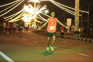 BIB: 678
                            <button type="button" onclick="openModal(15658115)" class="btn btn-primary btn-sm float-right btn-popup" data-toggle="modal" data-target=".modal-high-quality">
                        <i class="fas fa-shopping-cart"></i> Add to Cart
                    </button>
                                            <button type="button" onclick="isThisMe(15658115, true)" class="btn btn-success btn-sm float-right btn-popup btn-isme hidden" data-toggle="tooltip" data-placement="bottom" title="นี่คือรูปของคุณใช่ไหม คลิกที่นี่เพื่อเอาเข้าอัลบั้ม">
                        <i class="fas fa-plus"></i> Add to album
                    </button>
                    <button type="button" onclick="isThisMe(15658115, false)" class="btn btn-warning btn-sm float-right btn-popup btn-isnotme hidden">
                        <i class="fas fa-ban"></i> Remove from album
                    </button>