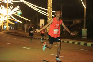 BIB: 20678
                            <button type="button" onclick="openModal(15658121)" class="btn btn-primary btn-sm float-right btn-popup" data-toggle="modal" data-target=".modal-high-quality">
                        <i class="fas fa-shopping-cart"></i> Add to Cart
                    </button>
                                            <button type="button" onclick="isThisMe(15658121, true)" class="btn btn-success btn-sm float-right btn-popup btn-isme hidden" data-toggle="tooltip" data-placement="bottom" title="นี่คือรูปของคุณใช่ไหม คลิกที่นี่เพื่อเอาเข้าอัลบั้ม">
                        <i class="fas fa-plus"></i> Add to album
                    </button>
                    <button type="button" onclick="isThisMe(15658121, false)" class="btn btn-warning btn-sm float-right btn-popup btn-isnotme hidden">
                        <i class="fas fa-ban"></i> Remove from album
                    </button>