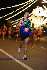 BIB: 265
                            <button type="button" onclick="openModal(14800195)" class="btn btn-primary btn-sm float-right btn-popup" data-toggle="modal" data-target=".modal-high-quality">
                        <i class="fas fa-shopping-cart"></i> Add to Cart
                    </button>
                                            <button type="button" onclick="isThisMe(14800195, true)" class="btn btn-success btn-sm float-right btn-popup btn-isme hidden" data-toggle="tooltip" data-placement="bottom" title="นี่คือรูปของคุณใช่ไหม คลิกที่นี่เพื่อเอาเข้าอัลบั้ม">
                        <i class="fas fa-plus"></i> Add to album
                    </button>
                    <button type="button" onclick="isThisMe(14800195, false)" class="btn btn-warning btn-sm float-right btn-popup btn-isnotme hidden">
                        <i class="fas fa-ban"></i> Remove from album
                    </button>