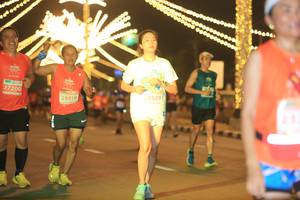 BIB: 27200, 3529, 29819
                            <button type="button" onclick="openModal(15681641)" class="btn btn-primary btn-sm float-right btn-popup" data-toggle="modal" data-target=".modal-high-quality">
                        <i class="fas fa-shopping-cart"></i> Add to Cart
                    </button>
                                            <button type="button" onclick="isThisMe(15681641, true)" class="btn btn-success btn-sm float-right btn-popup btn-isme hidden" data-toggle="tooltip" data-placement="bottom" title="นี่คือรูปของคุณใช่ไหม คลิกที่นี่เพื่อเอาเข้าอัลบั้ม">
                        <i class="fas fa-plus"></i> Add to album
                    </button>
                    <button type="button" onclick="isThisMe(15681641, false)" class="btn btn-warning btn-sm float-right btn-popup btn-isnotme hidden">
                        <i class="fas fa-ban"></i> Remove from album
                    </button>