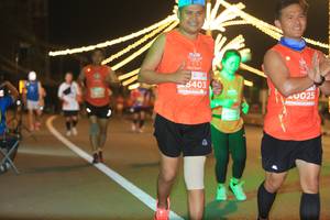 BIB: 6403, 025, 230
                            <button type="button" onclick="openModal(15683999)" class="btn btn-primary btn-sm float-right btn-popup" data-toggle="modal" data-target=".modal-high-quality">
                        <i class="fas fa-shopping-cart"></i> Add to Cart
                    </button>
                                            <button type="button" onclick="isThisMe(15683999, true)" class="btn btn-success btn-sm float-right btn-popup btn-isme hidden" data-toggle="tooltip" data-placement="bottom" title="นี่คือรูปของคุณใช่ไหม คลิกที่นี่เพื่อเอาเข้าอัลบั้ม">
                        <i class="fas fa-plus"></i> Add to album
                    </button>
                    <button type="button" onclick="isThisMe(15683999, false)" class="btn btn-warning btn-sm float-right btn-popup btn-isnotme hidden">
                        <i class="fas fa-ban"></i> Remove from album
                    </button>