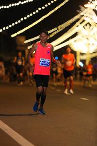 BIB: 00000, 46350
                            <button type="button" onclick="openModal(14817910)" class="btn btn-primary btn-sm float-right btn-popup" data-toggle="modal" data-target=".modal-high-quality">
                        <i class="fas fa-shopping-cart"></i> Add to Cart
                    </button>
                                            <button type="button" onclick="isThisMe(14817910, true)" class="btn btn-success btn-sm float-right btn-popup btn-isme hidden" data-toggle="tooltip" data-placement="bottom" title="นี่คือรูปของคุณใช่ไหม คลิกที่นี่เพื่อเอาเข้าอัลบั้ม">
                        <i class="fas fa-plus"></i> Add to album
                    </button>
                    <button type="button" onclick="isThisMe(14817910, false)" class="btn btn-warning btn-sm float-right btn-popup btn-isnotme hidden">
                        <i class="fas fa-ban"></i> Remove from album
                    </button>
