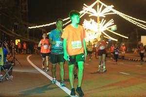 BIB: 27467
                            <button type="button" onclick="openModal(15680412)" class="btn btn-primary btn-sm float-right btn-popup" data-toggle="modal" data-target=".modal-high-quality">
                        <i class="fas fa-shopping-cart"></i> Add to Cart
                    </button>
                                            <button type="button" onclick="isThisMe(15680412, true)" class="btn btn-success btn-sm float-right btn-popup btn-isme hidden" data-toggle="tooltip" data-placement="bottom" title="นี่คือรูปของคุณใช่ไหม คลิกที่นี่เพื่อเอาเข้าอัลบั้ม">
                        <i class="fas fa-plus"></i> Add to album
                    </button>
                    <button type="button" onclick="isThisMe(15680412, false)" class="btn btn-warning btn-sm float-right btn-popup btn-isnotme hidden">
                        <i class="fas fa-ban"></i> Remove from album
                    </button>