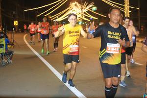 BIB: 21811, 21842
                            <button type="button" onclick="openModal(15682446)" class="btn btn-primary btn-sm float-right btn-popup" data-toggle="modal" data-target=".modal-high-quality">
                        <i class="fas fa-shopping-cart"></i> Add to Cart
                    </button>
                                            <button type="button" onclick="isThisMe(15682446, true)" class="btn btn-success btn-sm float-right btn-popup btn-isme hidden" data-toggle="tooltip" data-placement="bottom" title="นี่คือรูปของคุณใช่ไหม คลิกที่นี่เพื่อเอาเข้าอัลบั้ม">
                        <i class="fas fa-plus"></i> Add to album
                    </button>
                    <button type="button" onclick="isThisMe(15682446, false)" class="btn btn-warning btn-sm float-right btn-popup btn-isnotme hidden">
                        <i class="fas fa-ban"></i> Remove from album
                    </button>
