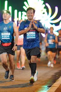 BIB: 41656, 42309
                            <button type="button" onclick="openModal(14479128)" class="btn btn-primary btn-sm float-right btn-popup" data-toggle="modal" data-target=".modal-high-quality">
                        <i class="fas fa-shopping-cart"></i> Add to Cart
                    </button>
                                            <button type="button" onclick="isThisMe(14479128, true)" class="btn btn-success btn-sm float-right btn-popup btn-isme hidden" data-toggle="tooltip" data-placement="bottom" title="นี่คือรูปของคุณใช่ไหม คลิกที่นี่เพื่อเอาเข้าอัลบั้ม">
                        <i class="fas fa-plus"></i> Add to album
                    </button>
                    <button type="button" onclick="isThisMe(14479128, false)" class="btn btn-warning btn-sm float-right btn-popup btn-isnotme hidden">
                        <i class="fas fa-ban"></i> Remove from album
                    </button>