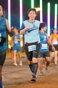 BIB: 46905, 409
                            <button type="button" onclick="openModal(14472307)" class="btn btn-primary btn-sm float-right btn-popup" data-toggle="modal" data-target=".modal-high-quality">
                        <i class="fas fa-shopping-cart"></i> Add to Cart
                    </button>
                                            <button type="button" onclick="isThisMe(14472307, true)" class="btn btn-success btn-sm float-right btn-popup btn-isme hidden" data-toggle="tooltip" data-placement="bottom" title="นี่คือรูปของคุณใช่ไหม คลิกที่นี่เพื่อเอาเข้าอัลบั้ม">
                        <i class="fas fa-plus"></i> Add to album
                    </button>
                    <button type="button" onclick="isThisMe(14472307, false)" class="btn btn-warning btn-sm float-right btn-popup btn-isnotme hidden">
                        <i class="fas fa-ban"></i> Remove from album
                    </button>