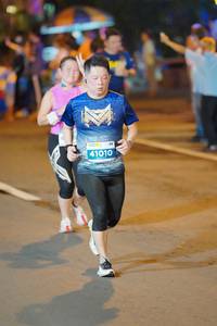 BIB: 471, 41010
                            <button type="button" onclick="openModal(14927094)" class="btn btn-primary btn-sm float-right btn-popup" data-toggle="modal" data-target=".modal-high-quality">
                        <i class="fas fa-shopping-cart"></i> Add to Cart
                    </button>
                                            <button type="button" onclick="isThisMe(14927094, true)" class="btn btn-success btn-sm float-right btn-popup btn-isme hidden" data-toggle="tooltip" data-placement="bottom" title="นี่คือรูปของคุณใช่ไหม คลิกที่นี่เพื่อเอาเข้าอัลบั้ม">
                        <i class="fas fa-plus"></i> Add to album
                    </button>
                    <button type="button" onclick="isThisMe(14927094, false)" class="btn btn-warning btn-sm float-right btn-popup btn-isnotme hidden">
                        <i class="fas fa-ban"></i> Remove from album
                    </button>