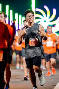 BIB: 25261
                            <button type="button" onclick="openModal(15224434)" class="btn btn-primary btn-sm float-right btn-popup" data-toggle="modal" data-target=".modal-high-quality">
                        <i class="fas fa-shopping-cart"></i> Add to Cart
                    </button>
                                            <button type="button" onclick="isThisMe(15224434, true)" class="btn btn-success btn-sm float-right btn-popup btn-isme hidden" data-toggle="tooltip" data-placement="bottom" title="นี่คือรูปของคุณใช่ไหม คลิกที่นี่เพื่อเอาเข้าอัลบั้ม">
                        <i class="fas fa-plus"></i> Add to album
                    </button>
                    <button type="button" onclick="isThisMe(15224434, false)" class="btn btn-warning btn-sm float-right btn-popup btn-isnotme hidden">
                        <i class="fas fa-ban"></i> Remove from album
                    </button>