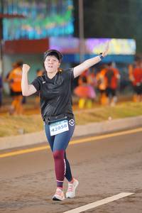 BIB: 42958
                            <button type="button" onclick="openModal(14922703)" class="btn btn-primary btn-sm float-right btn-popup" data-toggle="modal" data-target=".modal-high-quality">
                        <i class="fas fa-shopping-cart"></i> Add to Cart
                    </button>
                                            <button type="button" onclick="isThisMe(14922703, true)" class="btn btn-success btn-sm float-right btn-popup btn-isme hidden" data-toggle="tooltip" data-placement="bottom" title="นี่คือรูปของคุณใช่ไหม คลิกที่นี่เพื่อเอาเข้าอัลบั้ม">
                        <i class="fas fa-plus"></i> Add to album
                    </button>
                    <button type="button" onclick="isThisMe(14922703, false)" class="btn btn-warning btn-sm float-right btn-popup btn-isnotme hidden">
                        <i class="fas fa-ban"></i> Remove from album
                    </button>