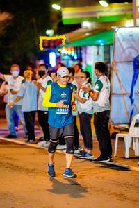 BIB: 40252
                            <button type="button" onclick="openModal(15203946)" class="btn btn-primary btn-sm float-right btn-popup" data-toggle="modal" data-target=".modal-high-quality">
                        <i class="fas fa-shopping-cart"></i> Add to Cart
                    </button>
                                            <button type="button" onclick="isThisMe(15203946, true)" class="btn btn-success btn-sm float-right btn-popup btn-isme hidden" data-toggle="tooltip" data-placement="bottom" title="นี่คือรูปของคุณใช่ไหม คลิกที่นี่เพื่อเอาเข้าอัลบั้ม">
                        <i class="fas fa-plus"></i> Add to album
                    </button>
                    <button type="button" onclick="isThisMe(15203946, false)" class="btn btn-warning btn-sm float-right btn-popup btn-isnotme hidden">
                        <i class="fas fa-ban"></i> Remove from album
                    </button>