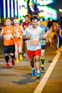 BIB: 206, 21652
                            <button type="button" onclick="openModal(15224594)" class="btn btn-primary btn-sm float-right btn-popup" data-toggle="modal" data-target=".modal-high-quality">
                        <i class="fas fa-shopping-cart"></i> Add to Cart
                    </button>
                                            <button type="button" onclick="isThisMe(15224594, true)" class="btn btn-success btn-sm float-right btn-popup btn-isme hidden" data-toggle="tooltip" data-placement="bottom" title="นี่คือรูปของคุณใช่ไหม คลิกที่นี่เพื่อเอาเข้าอัลบั้ม">
                        <i class="fas fa-plus"></i> Add to album
                    </button>
                    <button type="button" onclick="isThisMe(15224594, false)" class="btn btn-warning btn-sm float-right btn-popup btn-isnotme hidden">
                        <i class="fas fa-ban"></i> Remove from album
                    </button>