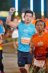 BIB: 25220, 29371
                            <button type="button" onclick="openModal(14530701)" class="btn btn-primary btn-sm float-right btn-popup" data-toggle="modal" data-target=".modal-high-quality">
                        <i class="fas fa-shopping-cart"></i> Add to Cart
                    </button>
                                            <button type="button" onclick="isThisMe(14530701, true)" class="btn btn-success btn-sm float-right btn-popup btn-isme hidden" data-toggle="tooltip" data-placement="bottom" title="นี่คือรูปของคุณใช่ไหม คลิกที่นี่เพื่อเอาเข้าอัลบั้ม">
                        <i class="fas fa-plus"></i> Add to album
                    </button>
                    <button type="button" onclick="isThisMe(14530701, false)" class="btn btn-warning btn-sm float-right btn-popup btn-isnotme hidden">
                        <i class="fas fa-ban"></i> Remove from album
                    </button>