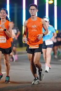 BIB: 019
                            <button type="button" onclick="openModal(14905096)" class="btn btn-primary btn-sm float-right btn-popup" data-toggle="modal" data-target=".modal-high-quality">
                        <i class="fas fa-shopping-cart"></i> Add to Cart
                    </button>
                                            <button type="button" onclick="isThisMe(14905096, true)" class="btn btn-success btn-sm float-right btn-popup btn-isme hidden" data-toggle="tooltip" data-placement="bottom" title="นี่คือรูปของคุณใช่ไหม คลิกที่นี่เพื่อเอาเข้าอัลบั้ม">
                        <i class="fas fa-plus"></i> Add to album
                    </button>
                    <button type="button" onclick="isThisMe(14905096, false)" class="btn btn-warning btn-sm float-right btn-popup btn-isnotme hidden">
                        <i class="fas fa-ban"></i> Remove from album
                    </button>