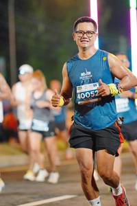 BIB: 40052
                            <button type="button" onclick="openModal(14474343)" class="btn btn-primary btn-sm float-right btn-popup" data-toggle="modal" data-target=".modal-high-quality">
                        <i class="fas fa-shopping-cart"></i> Add to Cart
                    </button>
                                            <button type="button" onclick="isThisMe(14474343, true)" class="btn btn-success btn-sm float-right btn-popup btn-isme hidden" data-toggle="tooltip" data-placement="bottom" title="นี่คือรูปของคุณใช่ไหม คลิกที่นี่เพื่อเอาเข้าอัลบั้ม">
                        <i class="fas fa-plus"></i> Add to album
                    </button>
                    <button type="button" onclick="isThisMe(14474343, false)" class="btn btn-warning btn-sm float-right btn-popup btn-isnotme hidden">
                        <i class="fas fa-ban"></i> Remove from album
                    </button>