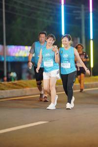 BIB: 15115, 15126
                            <button type="button" onclick="openModal(14993892)" class="btn btn-primary btn-sm float-right btn-popup" data-toggle="modal" data-target=".modal-high-quality">
                        <i class="fas fa-shopping-cart"></i> Add to Cart
                    </button>
                                            <button type="button" onclick="isThisMe(14993892, true)" class="btn btn-success btn-sm float-right btn-popup btn-isme hidden" data-toggle="tooltip" data-placement="bottom" title="นี่คือรูปของคุณใช่ไหม คลิกที่นี่เพื่อเอาเข้าอัลบั้ม">
                        <i class="fas fa-plus"></i> Add to album
                    </button>
                    <button type="button" onclick="isThisMe(14993892, false)" class="btn btn-warning btn-sm float-right btn-popup btn-isnotme hidden">
                        <i class="fas fa-ban"></i> Remove from album
                    </button>