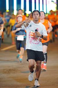 BIB: 262
                            <button type="button" onclick="openModal(14532849)" class="btn btn-primary btn-sm float-right btn-popup" data-toggle="modal" data-target=".modal-high-quality">
                        <i class="fas fa-shopping-cart"></i> Add to Cart
                    </button>
                                            <button type="button" onclick="isThisMe(14532849, true)" class="btn btn-success btn-sm float-right btn-popup btn-isme hidden" data-toggle="tooltip" data-placement="bottom" title="นี่คือรูปของคุณใช่ไหม คลิกที่นี่เพื่อเอาเข้าอัลบั้ม">
                        <i class="fas fa-plus"></i> Add to album
                    </button>
                    <button type="button" onclick="isThisMe(14532849, false)" class="btn btn-warning btn-sm float-right btn-popup btn-isnotme hidden">
                        <i class="fas fa-ban"></i> Remove from album
                    </button>