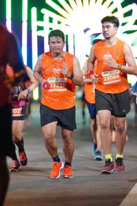 BIB: 22086, 22231, 202
                            <button type="button" onclick="openModal(14900077)" class="btn btn-primary btn-sm float-right btn-popup" data-toggle="modal" data-target=".modal-high-quality">
                        <i class="fas fa-shopping-cart"></i> Add to Cart
                    </button>
                                            <button type="button" onclick="isThisMe(14900077, true)" class="btn btn-success btn-sm float-right btn-popup btn-isme hidden" data-toggle="tooltip" data-placement="bottom" title="นี่คือรูปของคุณใช่ไหม คลิกที่นี่เพื่อเอาเข้าอัลบั้ม">
                        <i class="fas fa-plus"></i> Add to album
                    </button>
                    <button type="button" onclick="isThisMe(14900077, false)" class="btn btn-warning btn-sm float-right btn-popup btn-isnotme hidden">
                        <i class="fas fa-ban"></i> Remove from album
                    </button>