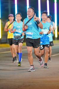 BIB: 414, 10126, 13292
                            <button type="button" onclick="openModal(14601822)" class="btn btn-primary btn-sm float-right btn-popup" data-toggle="modal" data-target=".modal-high-quality">
                        <i class="fas fa-shopping-cart"></i> Add to Cart
                    </button>
                                            <button type="button" onclick="isThisMe(14601822, true)" class="btn btn-success btn-sm float-right btn-popup btn-isme hidden" data-toggle="tooltip" data-placement="bottom" title="นี่คือรูปของคุณใช่ไหม คลิกที่นี่เพื่อเอาเข้าอัลบั้ม">
                        <i class="fas fa-plus"></i> Add to album
                    </button>
                    <button type="button" onclick="isThisMe(14601822, false)" class="btn btn-warning btn-sm float-right btn-popup btn-isnotme hidden">
                        <i class="fas fa-ban"></i> Remove from album
                    </button>