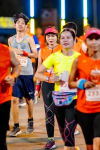 BIB: 928, 221, 233
                            <button type="button" onclick="openModal(15192692)" class="btn btn-primary btn-sm float-right btn-popup" data-toggle="modal" data-target=".modal-high-quality">
                        <i class="fas fa-shopping-cart"></i> Add to Cart
                    </button>
                                            <button type="button" onclick="isThisMe(15192692, true)" class="btn btn-success btn-sm float-right btn-popup btn-isme hidden" data-toggle="tooltip" data-placement="bottom" title="นี่คือรูปของคุณใช่ไหม คลิกที่นี่เพื่อเอาเข้าอัลบั้ม">
                        <i class="fas fa-plus"></i> Add to album
                    </button>
                    <button type="button" onclick="isThisMe(15192692, false)" class="btn btn-warning btn-sm float-right btn-popup btn-isnotme hidden">
                        <i class="fas fa-ban"></i> Remove from album
                    </button>