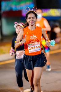 BIB: 202, 29444
                            <button type="button" onclick="openModal(15200592)" class="btn btn-primary btn-sm float-right btn-popup" data-toggle="modal" data-target=".modal-high-quality">
                        <i class="fas fa-shopping-cart"></i> Add to Cart
                    </button>
                                            <button type="button" onclick="isThisMe(15200592, true)" class="btn btn-success btn-sm float-right btn-popup btn-isme hidden" data-toggle="tooltip" data-placement="bottom" title="นี่คือรูปของคุณใช่ไหม คลิกที่นี่เพื่อเอาเข้าอัลบั้ม">
                        <i class="fas fa-plus"></i> Add to album
                    </button>
                    <button type="button" onclick="isThisMe(15200592, false)" class="btn btn-warning btn-sm float-right btn-popup btn-isnotme hidden">
                        <i class="fas fa-ban"></i> Remove from album
                    </button>