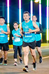 BIB: 3291, 10025, 554
                            <button type="button" onclick="openModal(15636892)" class="btn btn-primary btn-sm float-right btn-popup" data-toggle="modal" data-target=".modal-high-quality">
                        <i class="fas fa-shopping-cart"></i> Add to Cart
                    </button>
                                            <button type="button" onclick="isThisMe(15636892, true)" class="btn btn-success btn-sm float-right btn-popup btn-isme hidden" data-toggle="tooltip" data-placement="bottom" title="นี่คือรูปของคุณใช่ไหม คลิกที่นี่เพื่อเอาเข้าอัลบั้ม">
                        <i class="fas fa-plus"></i> Add to album
                    </button>
                    <button type="button" onclick="isThisMe(15636892, false)" class="btn btn-warning btn-sm float-right btn-popup btn-isnotme hidden">
                        <i class="fas fa-ban"></i> Remove from album
                    </button>