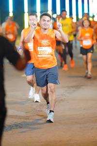 BIB: 25097
                            <button type="button" onclick="openModal(14528190)" class="btn btn-primary btn-sm float-right btn-popup" data-toggle="modal" data-target=".modal-high-quality">
                        <i class="fas fa-shopping-cart"></i> Add to Cart
                    </button>
                                            <button type="button" onclick="isThisMe(14528190, true)" class="btn btn-success btn-sm float-right btn-popup btn-isme hidden" data-toggle="tooltip" data-placement="bottom" title="นี่คือรูปของคุณใช่ไหม คลิกที่นี่เพื่อเอาเข้าอัลบั้ม">
                        <i class="fas fa-plus"></i> Add to album
                    </button>
                    <button type="button" onclick="isThisMe(14528190, false)" class="btn btn-warning btn-sm float-right btn-popup btn-isnotme hidden">
                        <i class="fas fa-ban"></i> Remove from album
                    </button>