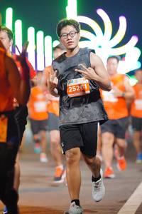 BIB: 25261
                            <button type="button" onclick="openModal(14907594)" class="btn btn-primary btn-sm float-right btn-popup" data-toggle="modal" data-target=".modal-high-quality">
                        <i class="fas fa-shopping-cart"></i> Add to Cart
                    </button>
                                            <button type="button" onclick="isThisMe(14907594, true)" class="btn btn-success btn-sm float-right btn-popup btn-isme hidden" data-toggle="tooltip" data-placement="bottom" title="นี่คือรูปของคุณใช่ไหม คลิกที่นี่เพื่อเอาเข้าอัลบั้ม">
                        <i class="fas fa-plus"></i> Add to album
                    </button>
                    <button type="button" onclick="isThisMe(14907594, false)" class="btn btn-warning btn-sm float-right btn-popup btn-isnotme hidden">
                        <i class="fas fa-ban"></i> Remove from album
                    </button>