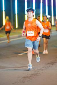 BIB: 28194
                            <button type="button" onclick="openModal(14717136)" class="btn btn-primary btn-sm float-right btn-popup" data-toggle="modal" data-target=".modal-high-quality">
                        <i class="fas fa-shopping-cart"></i> Add to Cart
                    </button>
                                            <button type="button" onclick="isThisMe(14717136, true)" class="btn btn-success btn-sm float-right btn-popup btn-isme hidden" data-toggle="tooltip" data-placement="bottom" title="นี่คือรูปของคุณใช่ไหม คลิกที่นี่เพื่อเอาเข้าอัลบั้ม">
                        <i class="fas fa-plus"></i> Add to album
                    </button>
                    <button type="button" onclick="isThisMe(14717136, false)" class="btn btn-warning btn-sm float-right btn-popup btn-isnotme hidden">
                        <i class="fas fa-ban"></i> Remove from album
                    </button>