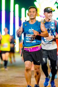 BIB: 202, 41632
                            <button type="button" onclick="openModal(15556779)" class="btn btn-primary btn-sm float-right btn-popup" data-toggle="modal" data-target=".modal-high-quality">
                        <i class="fas fa-shopping-cart"></i> Add to Cart
                    </button>
                                            <button type="button" onclick="isThisMe(15556779, true)" class="btn btn-success btn-sm float-right btn-popup btn-isme hidden" data-toggle="tooltip" data-placement="bottom" title="นี่คือรูปของคุณใช่ไหม คลิกที่นี่เพื่อเอาเข้าอัลบั้ม">
                        <i class="fas fa-plus"></i> Add to album
                    </button>
                    <button type="button" onclick="isThisMe(15556779, false)" class="btn btn-warning btn-sm float-right btn-popup btn-isnotme hidden">
                        <i class="fas fa-ban"></i> Remove from album
                    </button>