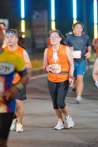 BIB: 3871
                            <button type="button" onclick="openModal(14540028)" class="btn btn-primary btn-sm float-right btn-popup" data-toggle="modal" data-target=".modal-high-quality">
                        <i class="fas fa-shopping-cart"></i> Add to Cart
                    </button>
                                            <button type="button" onclick="isThisMe(14540028, true)" class="btn btn-success btn-sm float-right btn-popup btn-isme hidden" data-toggle="tooltip" data-placement="bottom" title="นี่คือรูปของคุณใช่ไหม คลิกที่นี่เพื่อเอาเข้าอัลบั้ม">
                        <i class="fas fa-plus"></i> Add to album
                    </button>
                    <button type="button" onclick="isThisMe(14540028, false)" class="btn btn-warning btn-sm float-right btn-popup btn-isnotme hidden">
                        <i class="fas fa-ban"></i> Remove from album
                    </button>