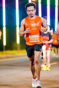 BIB: 202, 25350
                            <button type="button" onclick="openModal(15548157)" class="btn btn-primary btn-sm float-right btn-popup" data-toggle="modal" data-target=".modal-high-quality">
                        <i class="fas fa-shopping-cart"></i> Add to Cart
                    </button>
                                            <button type="button" onclick="isThisMe(15548157, true)" class="btn btn-success btn-sm float-right btn-popup btn-isme hidden" data-toggle="tooltip" data-placement="bottom" title="นี่คือรูปของคุณใช่ไหม คลิกที่นี่เพื่อเอาเข้าอัลบั้ม">
                        <i class="fas fa-plus"></i> Add to album
                    </button>
                    <button type="button" onclick="isThisMe(15548157, false)" class="btn btn-warning btn-sm float-right btn-popup btn-isnotme hidden">
                        <i class="fas fa-ban"></i> Remove from album
                    </button>