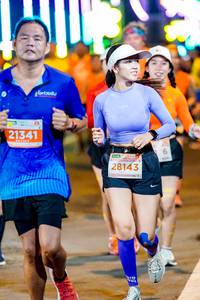 BIB: 21341, 28143
                            <button type="button" onclick="openModal(15610589)" class="btn btn-primary btn-sm float-right btn-popup" data-toggle="modal" data-target=".modal-high-quality">
                        <i class="fas fa-shopping-cart"></i> Add to Cart
                    </button>
                                            <button type="button" onclick="isThisMe(15610589, true)" class="btn btn-success btn-sm float-right btn-popup btn-isme hidden" data-toggle="tooltip" data-placement="bottom" title="นี่คือรูปของคุณใช่ไหม คลิกที่นี่เพื่อเอาเข้าอัลบั้ม">
                        <i class="fas fa-plus"></i> Add to album
                    </button>
                    <button type="button" onclick="isThisMe(15610589, false)" class="btn btn-warning btn-sm float-right btn-popup btn-isnotme hidden">
                        <i class="fas fa-ban"></i> Remove from album
                    </button>