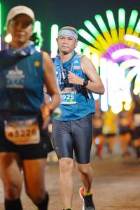 BIB: 1925, 43226
                            <button type="button" onclick="openModal(14471829)" class="btn btn-primary btn-sm float-right btn-popup" data-toggle="modal" data-target=".modal-high-quality">
                        <i class="fas fa-shopping-cart"></i> Add to Cart
                    </button>
                                            <button type="button" onclick="isThisMe(14471829, true)" class="btn btn-success btn-sm float-right btn-popup btn-isme hidden" data-toggle="tooltip" data-placement="bottom" title="นี่คือรูปของคุณใช่ไหม คลิกที่นี่เพื่อเอาเข้าอัลบั้ม">
                        <i class="fas fa-plus"></i> Add to album
                    </button>
                    <button type="button" onclick="isThisMe(14471829, false)" class="btn btn-warning btn-sm float-right btn-popup btn-isnotme hidden">
                        <i class="fas fa-ban"></i> Remove from album
                    </button>